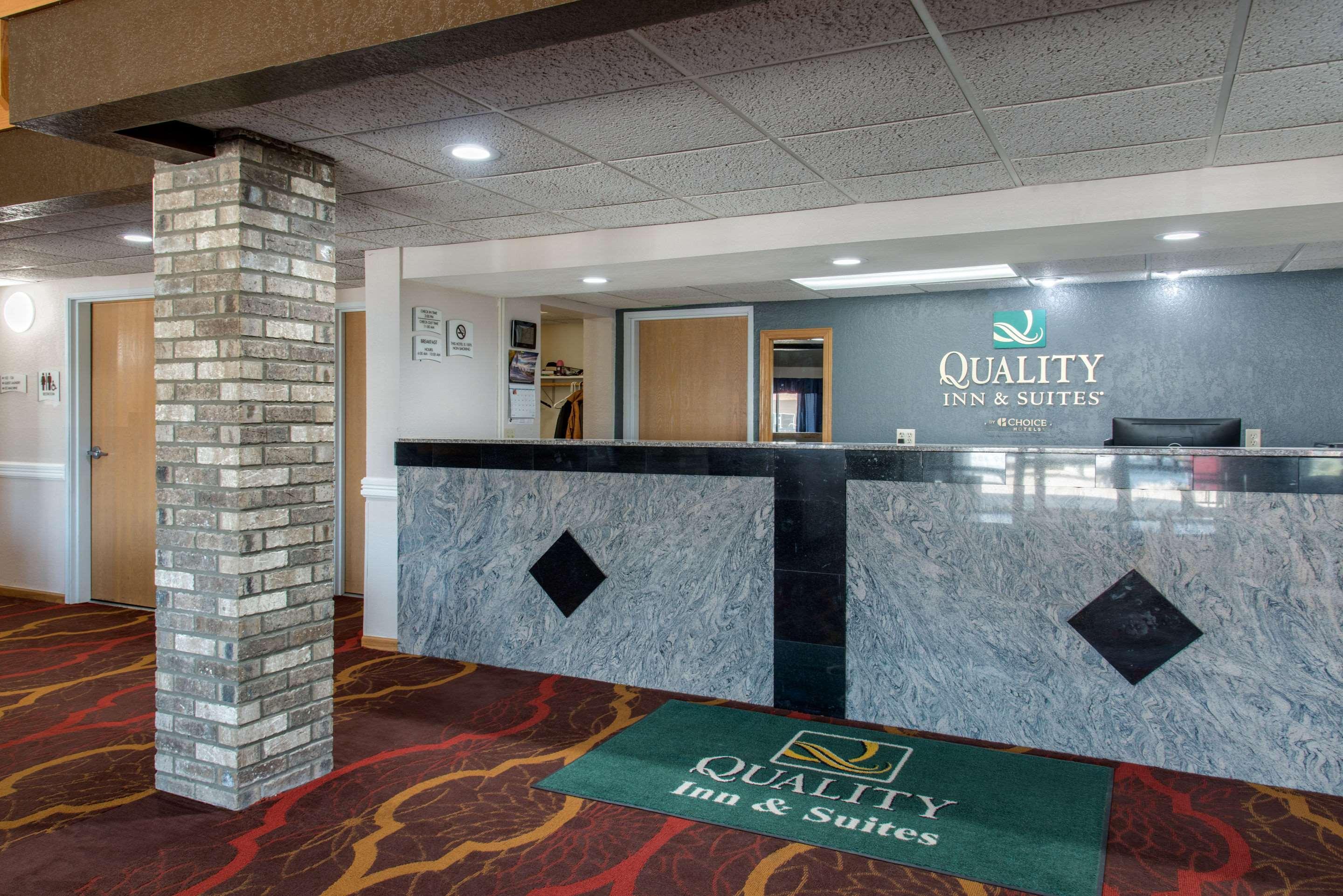Lexington Inn And Suites New Prague Экстерьер фото